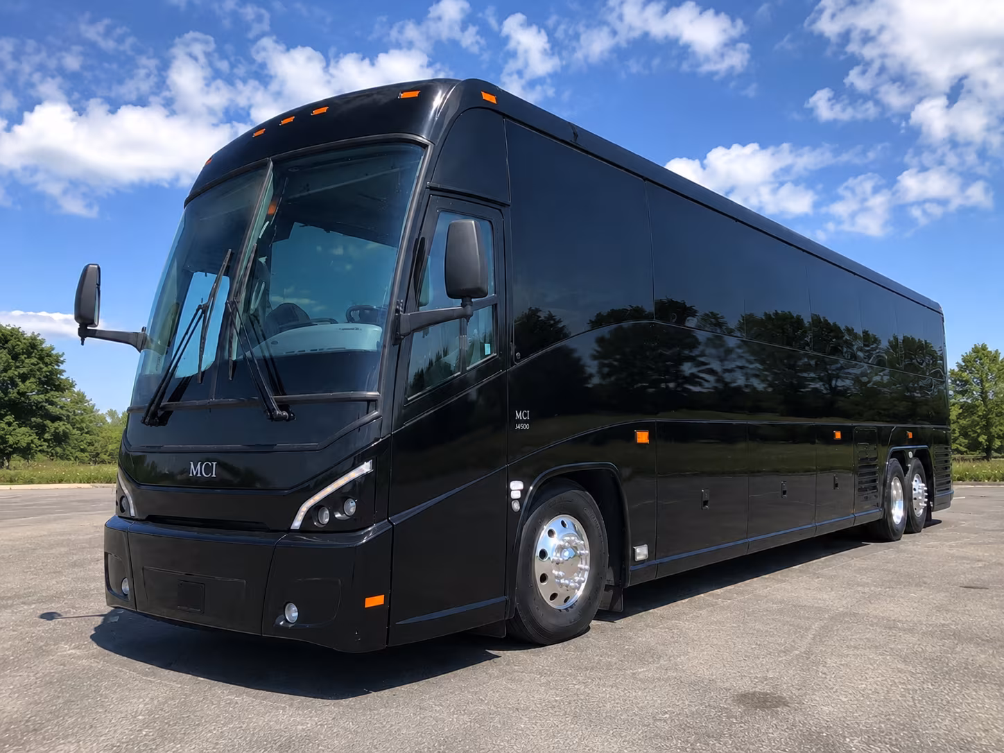bus rentals to torrey pines for the farmers insurance open