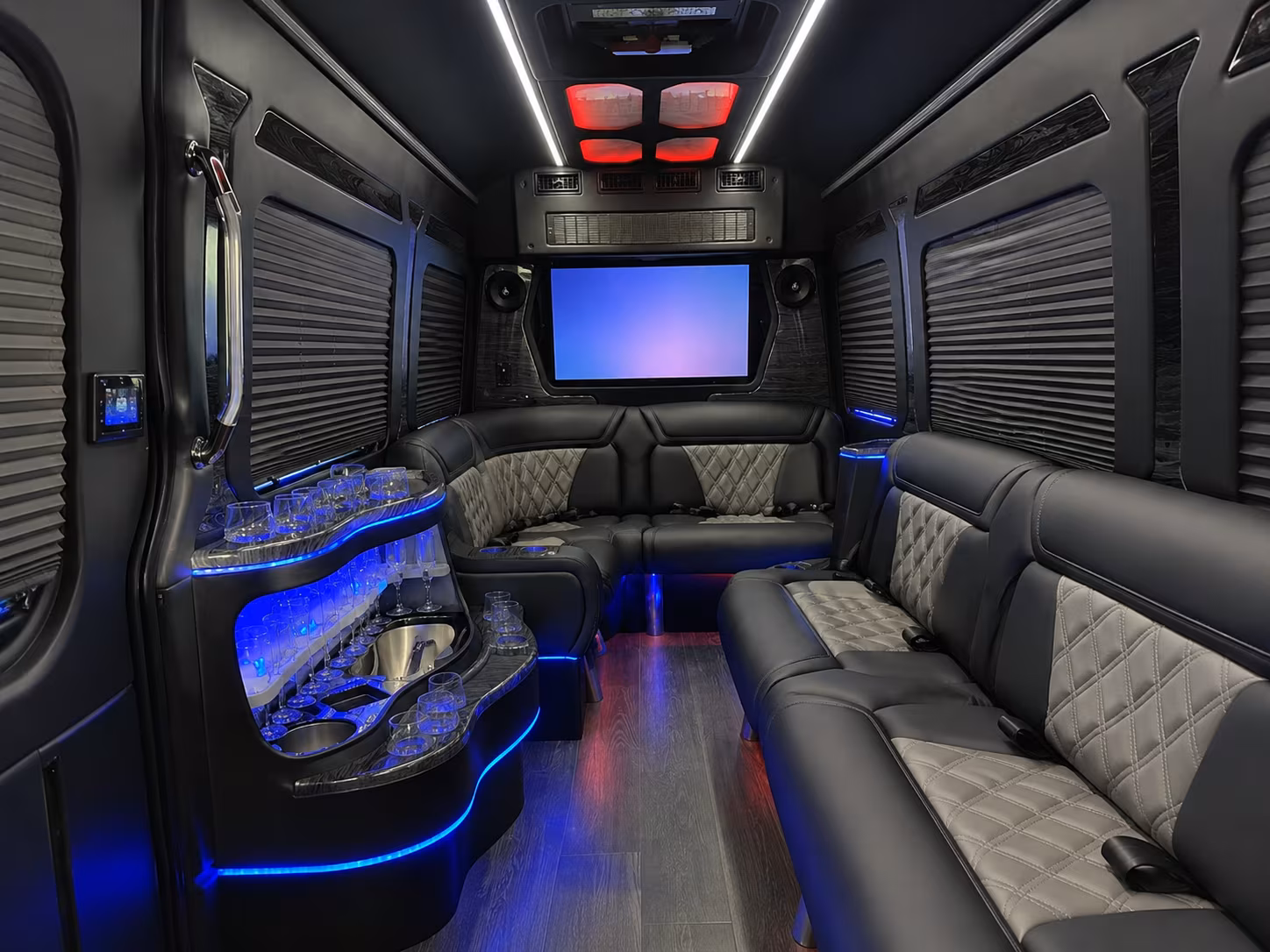 with carlsbadcharterbusservices com you can arrange multi day long distance bus trips from carlsbad